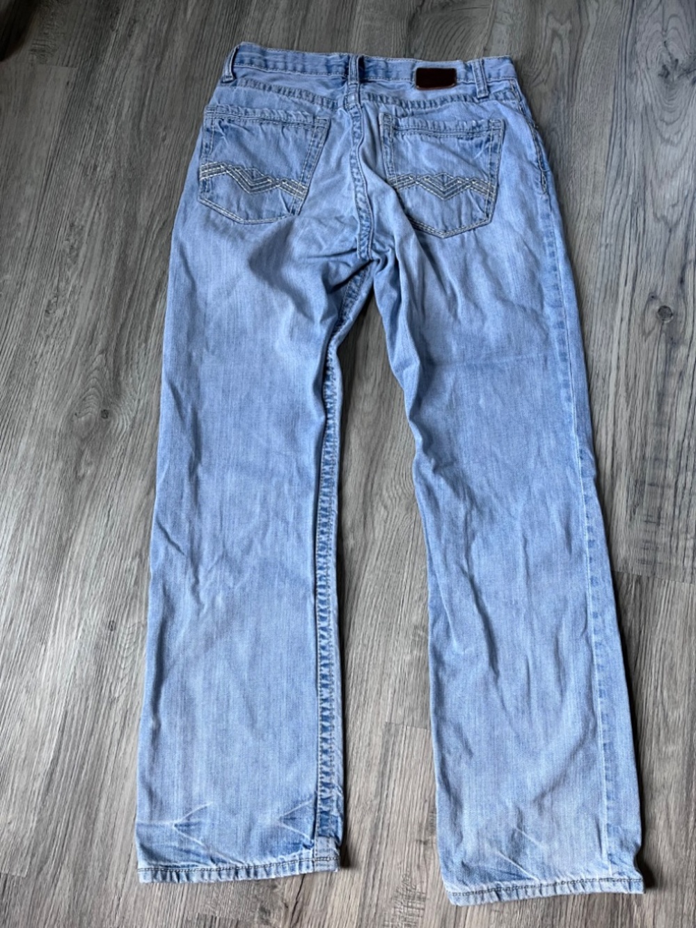 BKE Jeans Mens 31r Tyler light Wash Buckle Stretch Denim Y2K Workwear